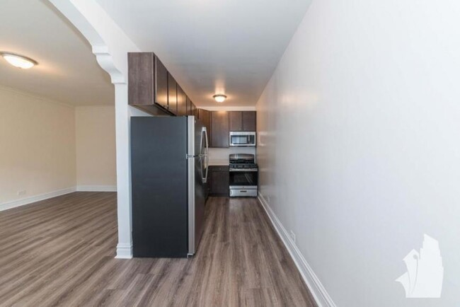 Building Photo - 1 bedroom in Chicago IL 60647