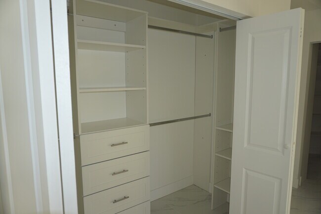 Building Photo - 15614 SW 110th Terrace