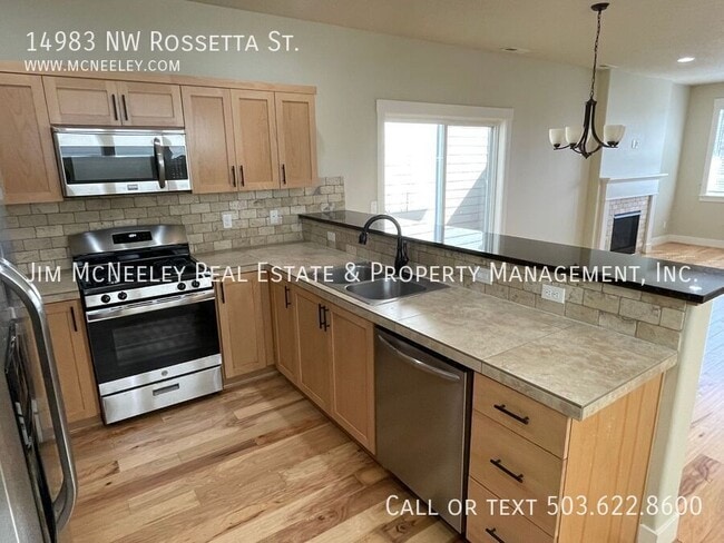 Building Photo - 14983 NW Rossetta St