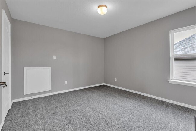 Building Photo - 306 Merlot Dr