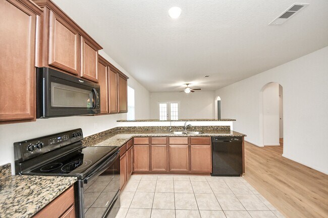 Building Photo - 9526 Opal Gates Dr