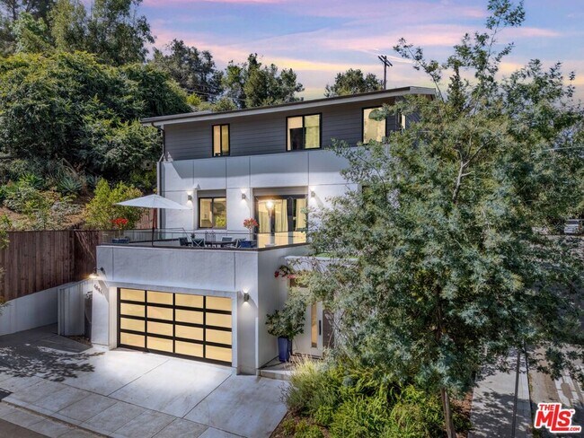 Building Photo - 4841 Minden Pl
