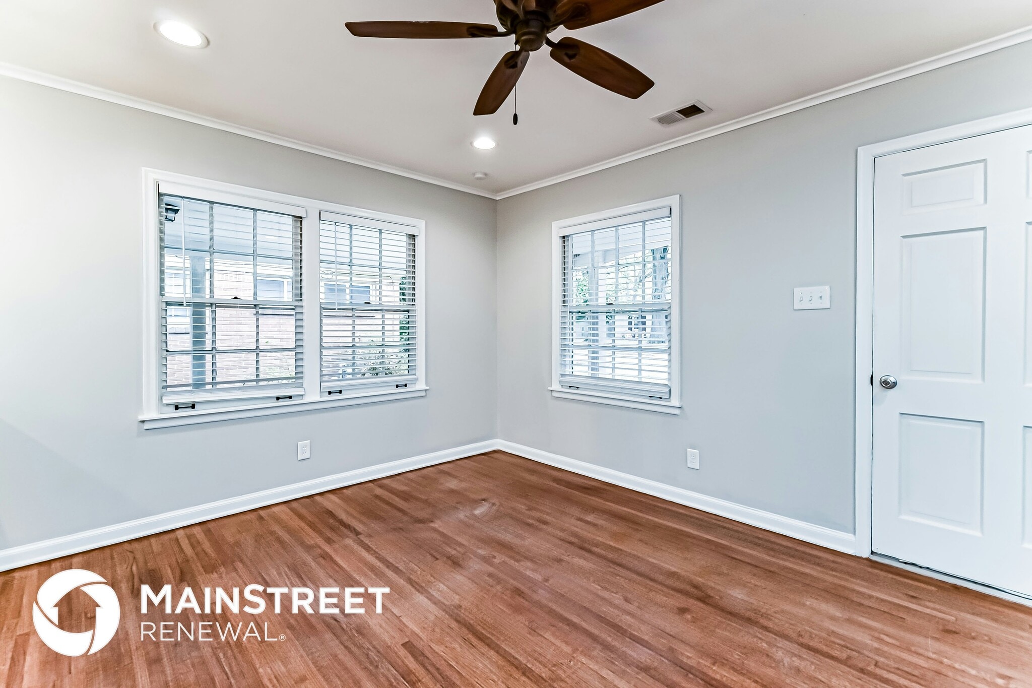 Building Photo - 1619 Ivy Rd