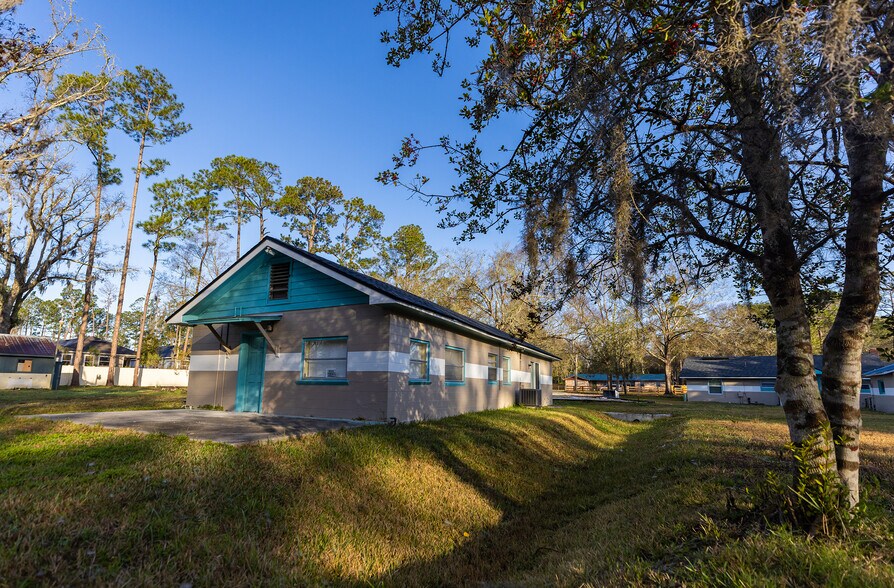 Building Photo - 6128 Townsend Rd