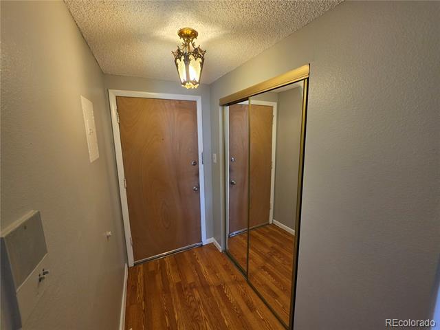Building Photo - 1306 S Parker Rd
