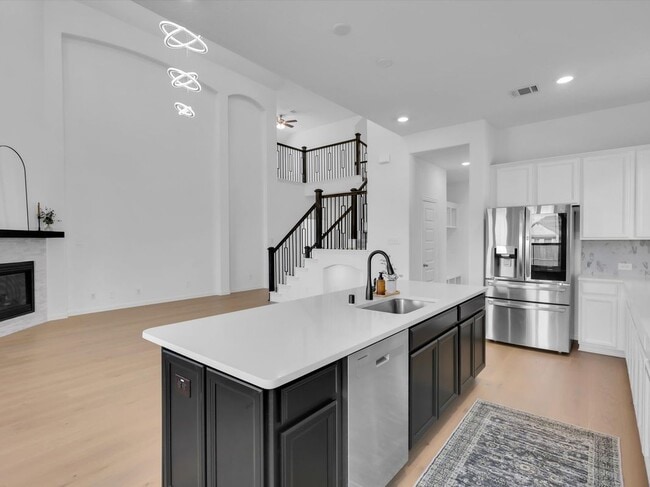 Building Photo - 1303 Wheelwright Dr
