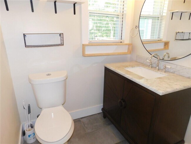 Building Photo - 2331 GA-52