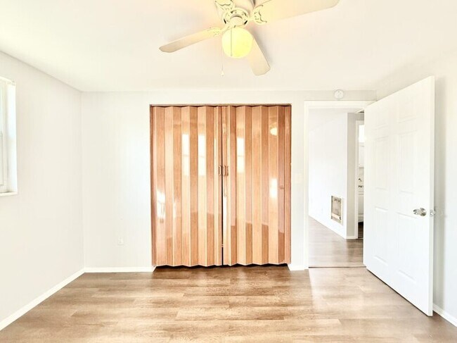 Building Photo - 2611 41st Ave N