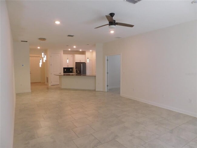 Building Photo - 1830 Good Neighbor Lp