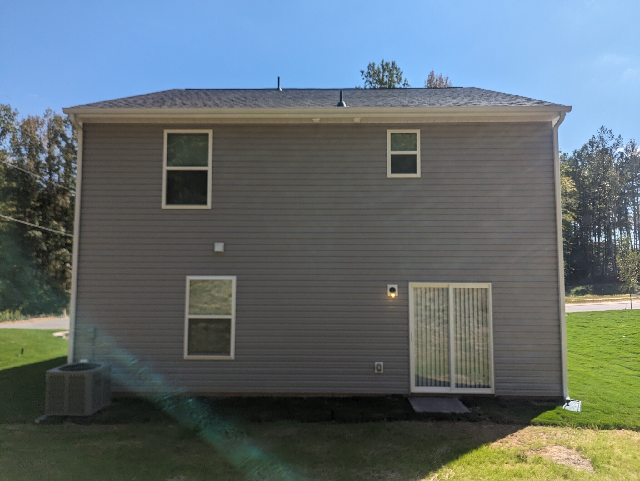 Building Photo - Room in Single Family Home on Trailblazer St