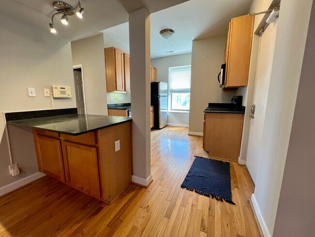 Building Photo - 5653 Waterman Blvd