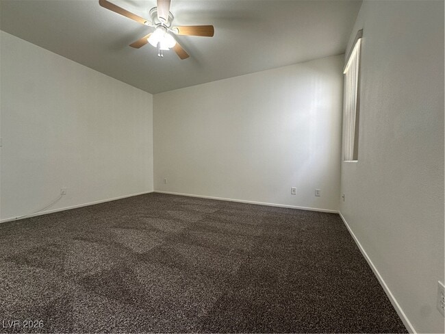 Building Photo - 9469 Vast Valley Ave