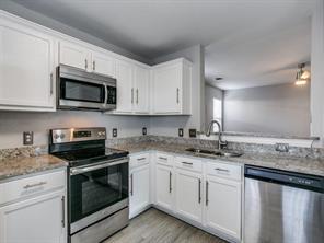 Building Photo - 1200 Kenneys Way
