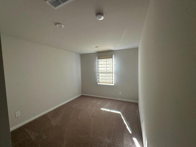 Building Photo - 80 Hunting Wood Dr