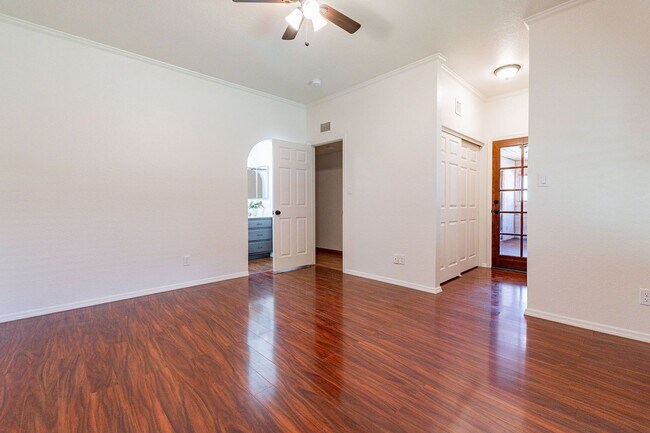 Building Photo - Gem in Fountain Hills!