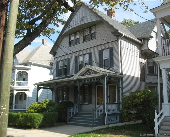 Primary Photo - 319 Sherman Ave