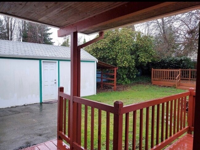 Building Photo - Charming Eastside Olympia Home Move-in goal June 5th .