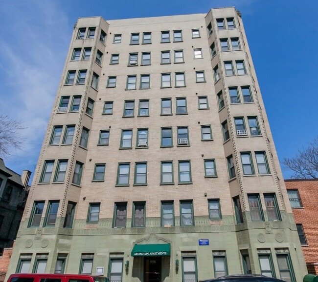 Building Photo - 550 Arlington-610