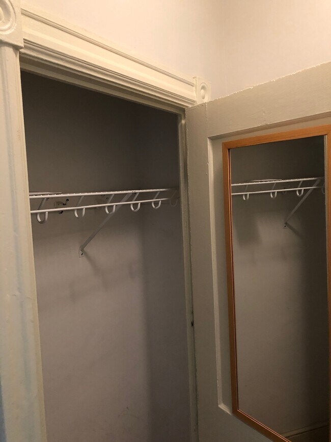 Building Photo - The View From Mt. Pleasant!