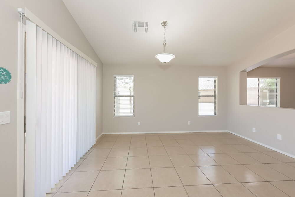 Building Photo - 2230 S 63rd Dr