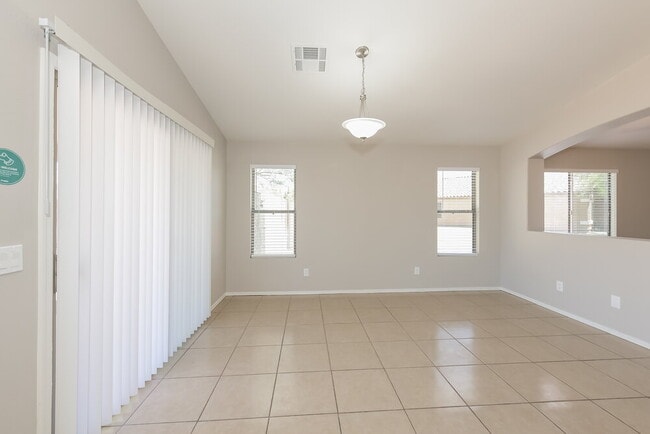 Building Photo - 2230 S 63rd Dr