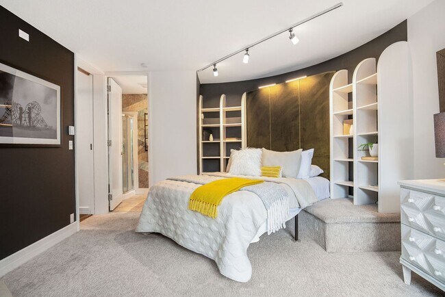 Building Photo - North Capitol Hill One-of-a- Kind Duplex!