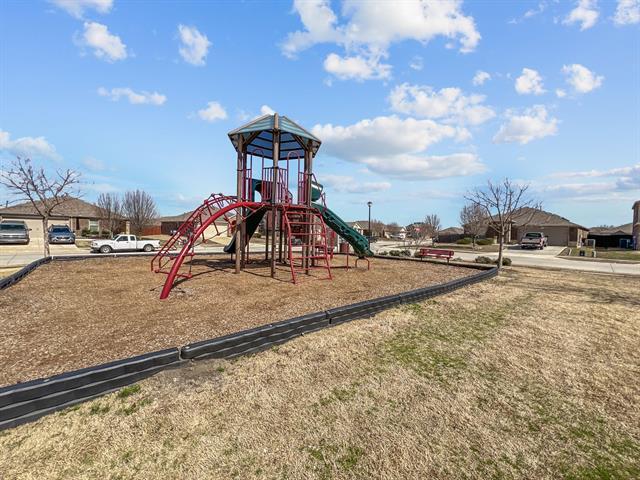 Building Photo - 1303 Savannah Ridge Dr