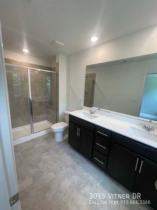 Building Photo - 3015 Vitner Dr