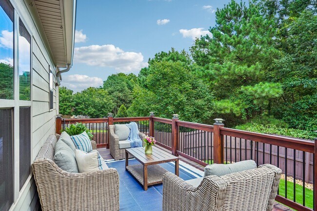 Building Photo - 115 Village Park Dr