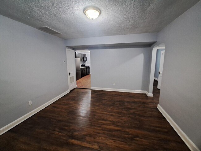 Building Photo - 3516 Ely Pl SE