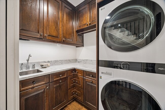 Building Photo - 2368 Timber Ln