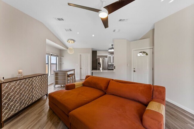 Building Photo - Charming 2-Bed Home with Garage, Fenced Yard & Private Patio in San Antonio – $1,350/mo
