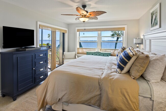 Building Photo - 4440 NE Sandpebble Trce