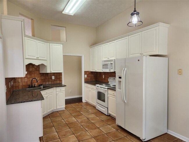 Building Photo - 742 Ryefield Ct