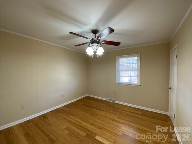 Building Photo - 203 Ratchford Farm Rd