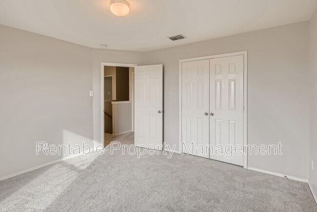 Building Photo - 4025 Golden Horn Ln