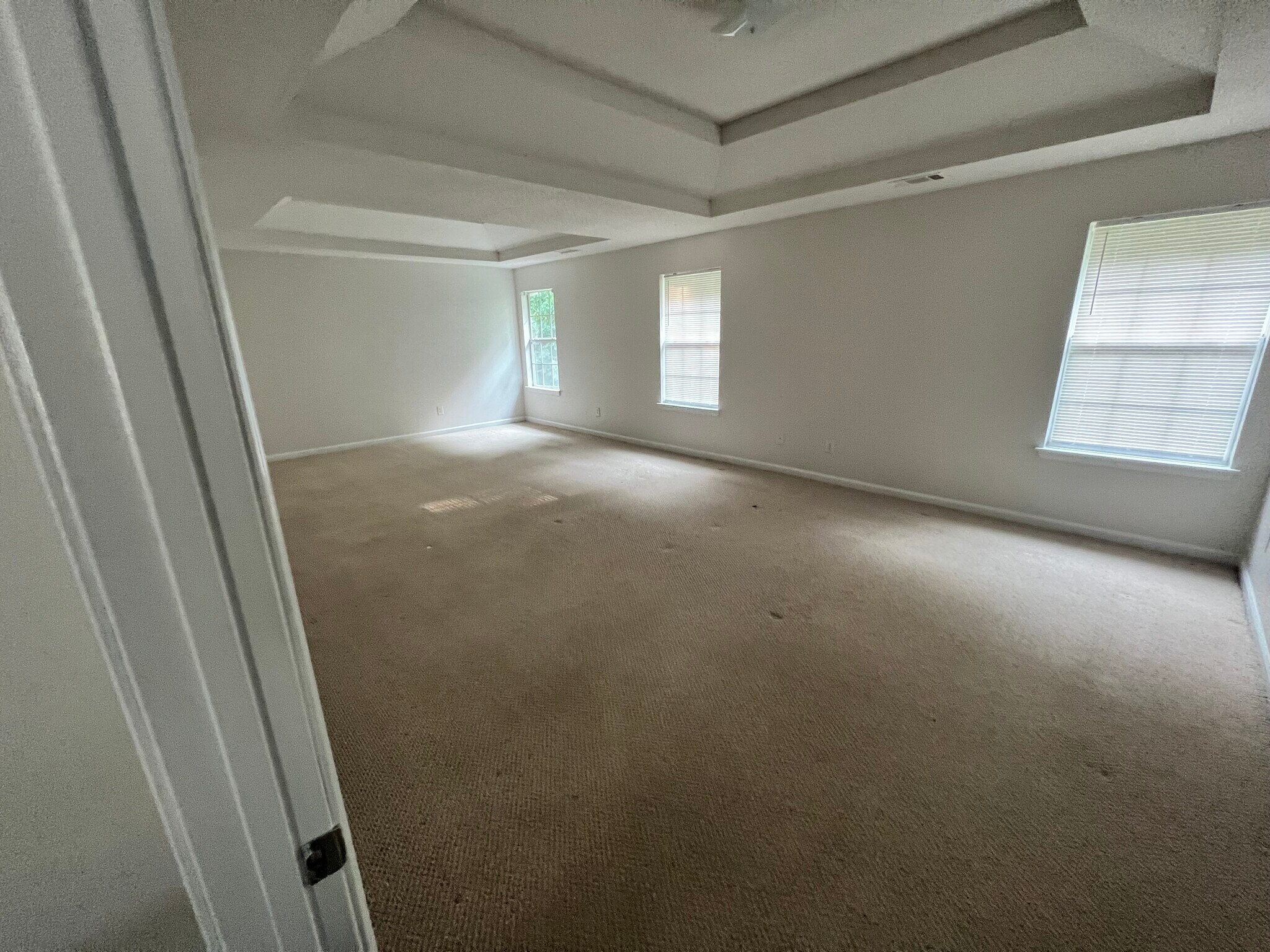 Building Photo - 4294 Defoors Farm Trl