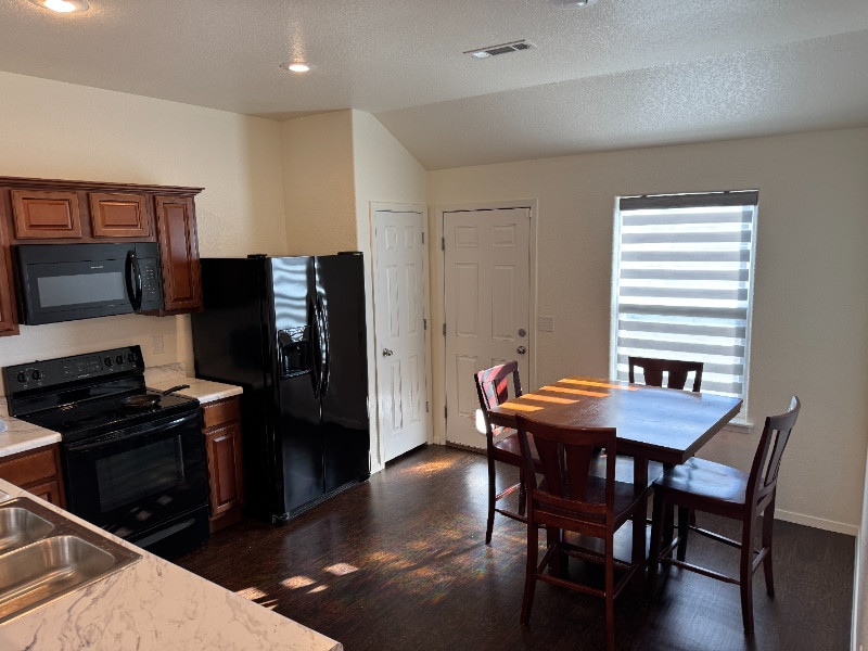 Building Photo - 809 NW 67th Ave