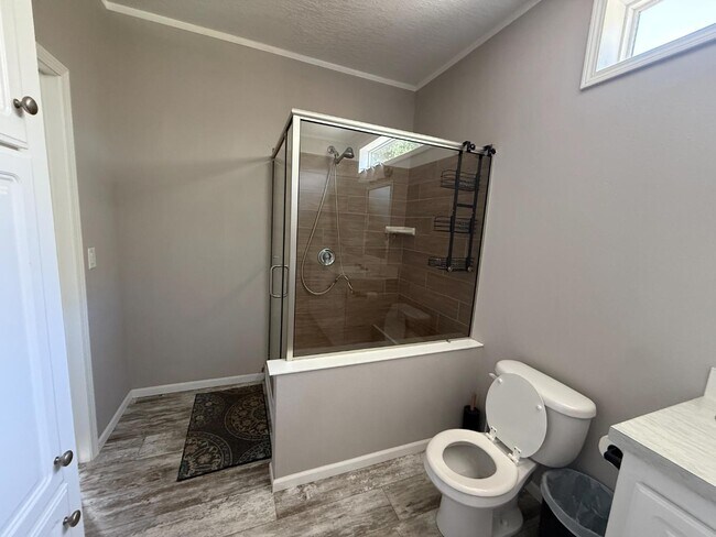 Building Photo - 640 Frank Griffin Ave