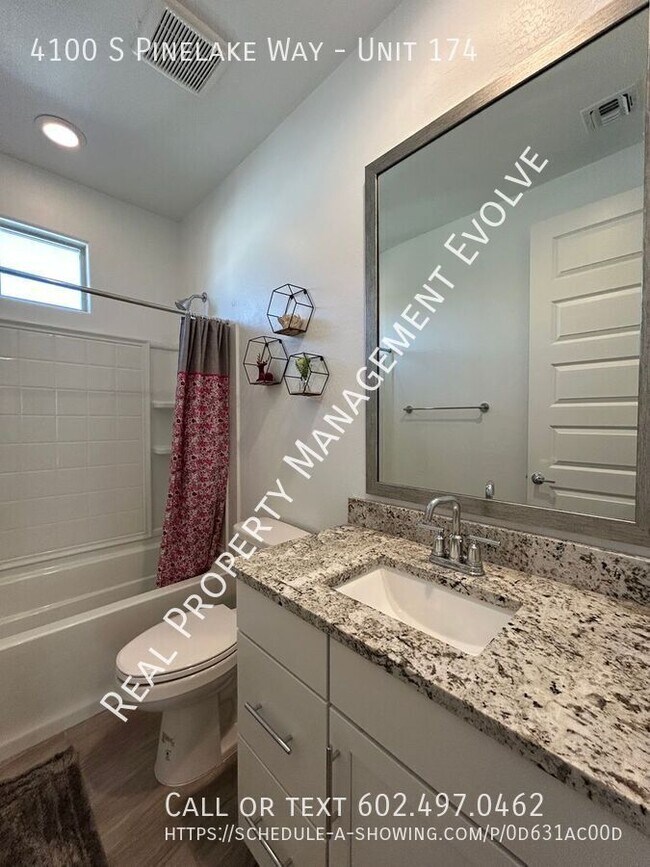 Building Photo - 4100 S Pinelake Way