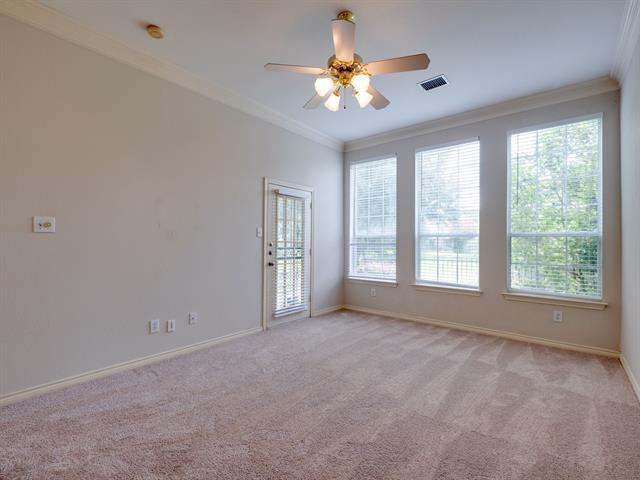 Building Photo - 8611 Forest Glen Dr