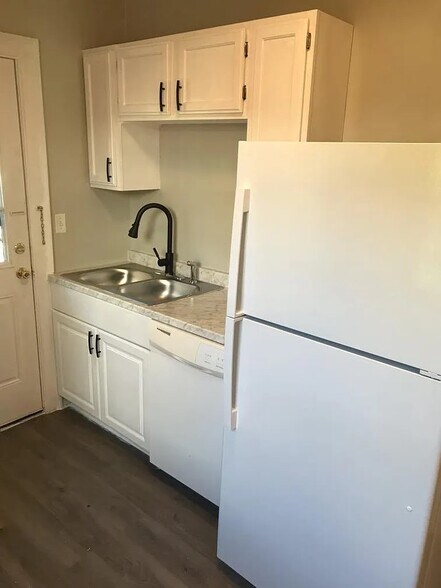 Building Photo - 3250 Nash Ave