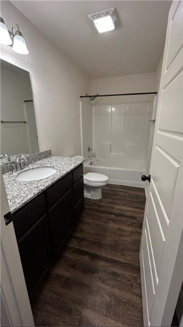 Building Photo - Beautiful 3-Bed, 2-Bath Home with Open Layout Coming Available 5/14/2026