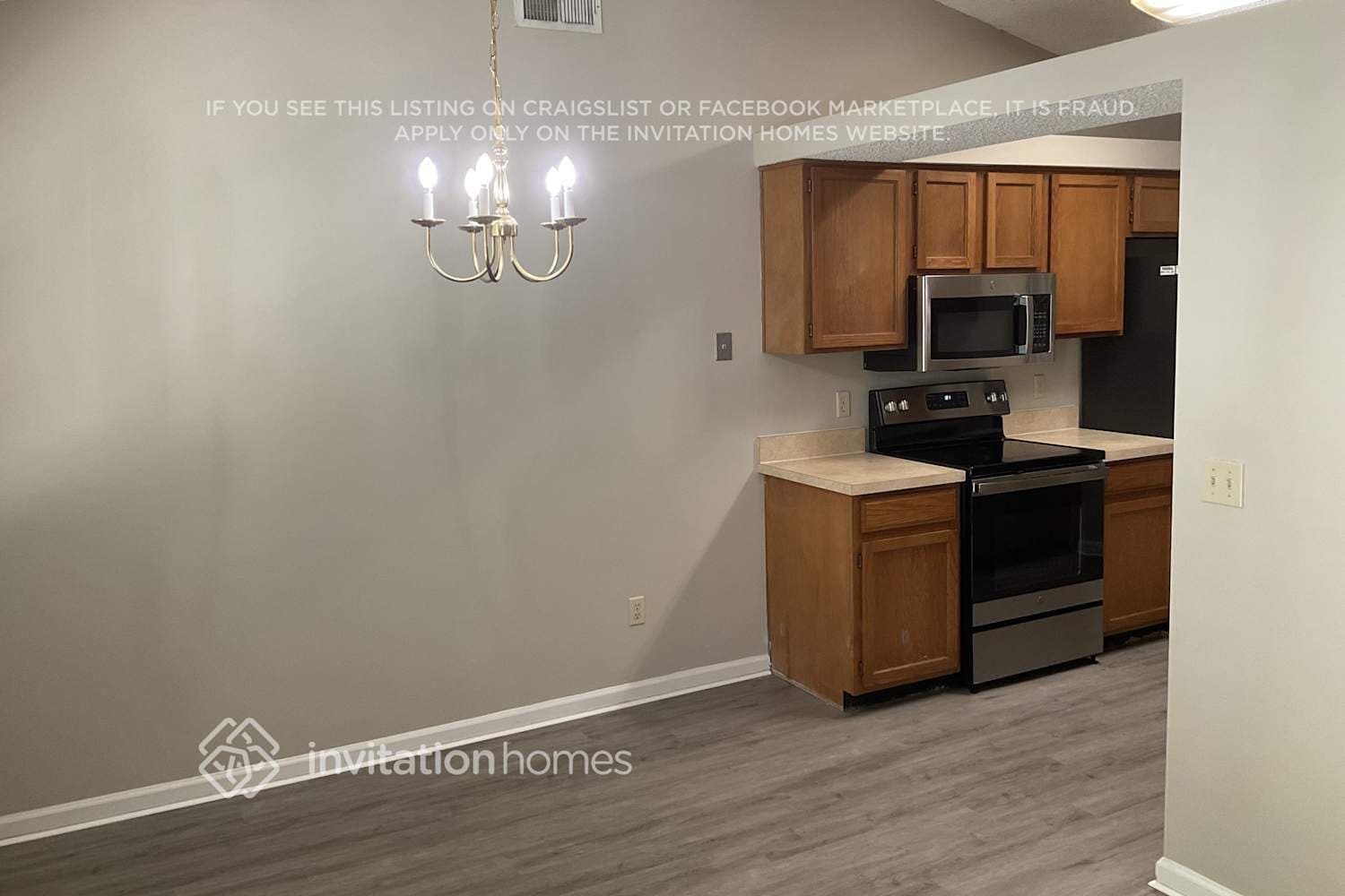 Building Photo - 11868 Gran Meadows Way