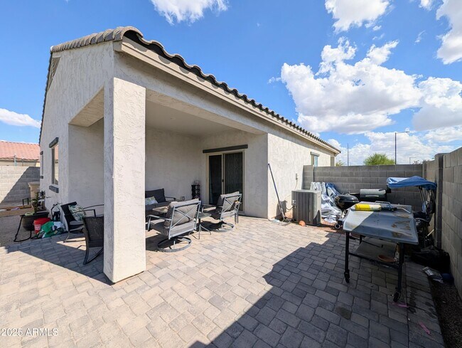 Building Photo - 24458 W Verlea Dr