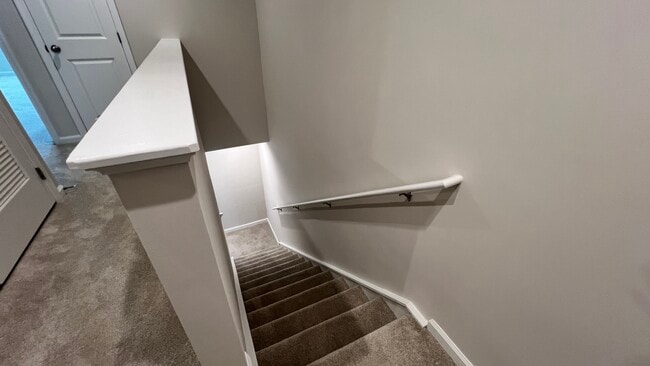 Building Photo - 243 Christiana Ln