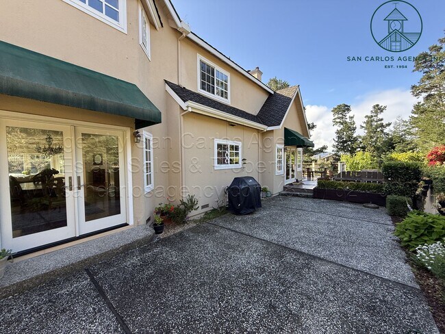 Building Photo - Spacious Five Bedroom Home in Gated High Meadow Neighborhood