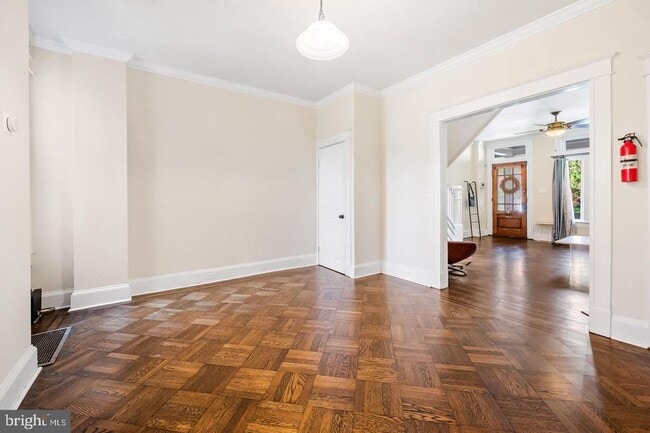 Building Photo - 333 E 29th St