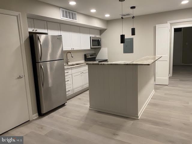 Building Photo - 16 Runnemede Rd