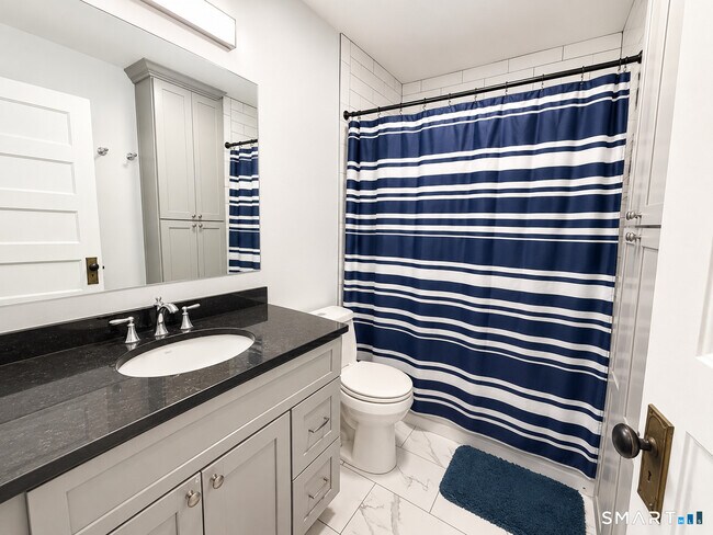 Building Photo - 30 Harborside Dr